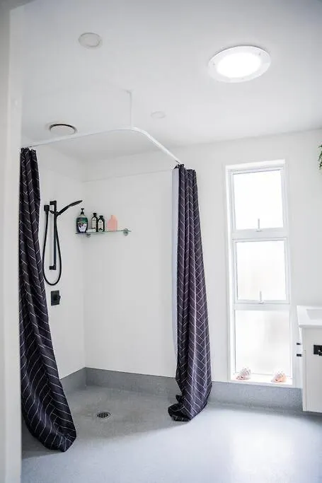Restful Stay On Geraldine Street Suburban Beauty Christchurch Apartmán